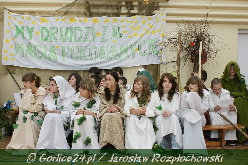 III c SUPER KLASĄ jest