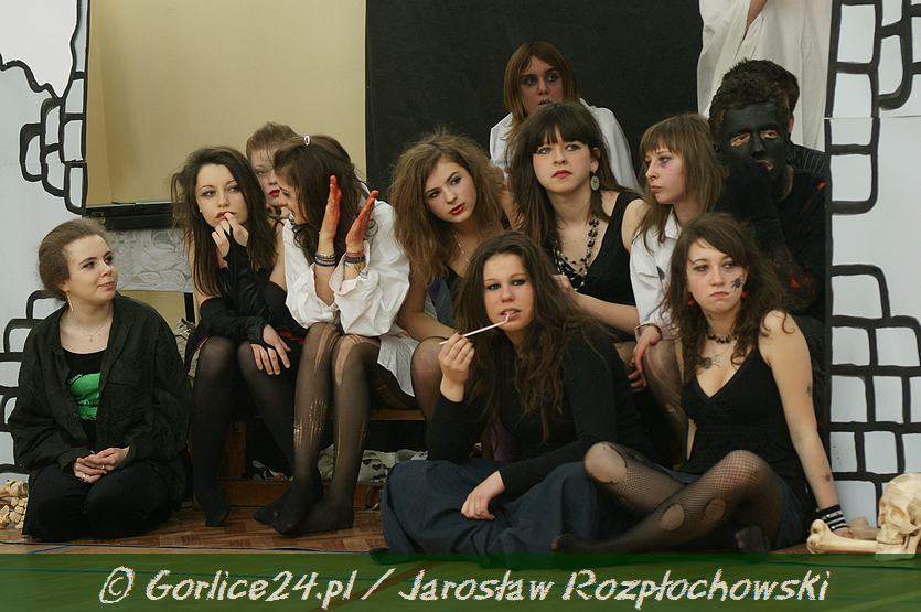 III c SUPER KLASĄ jest