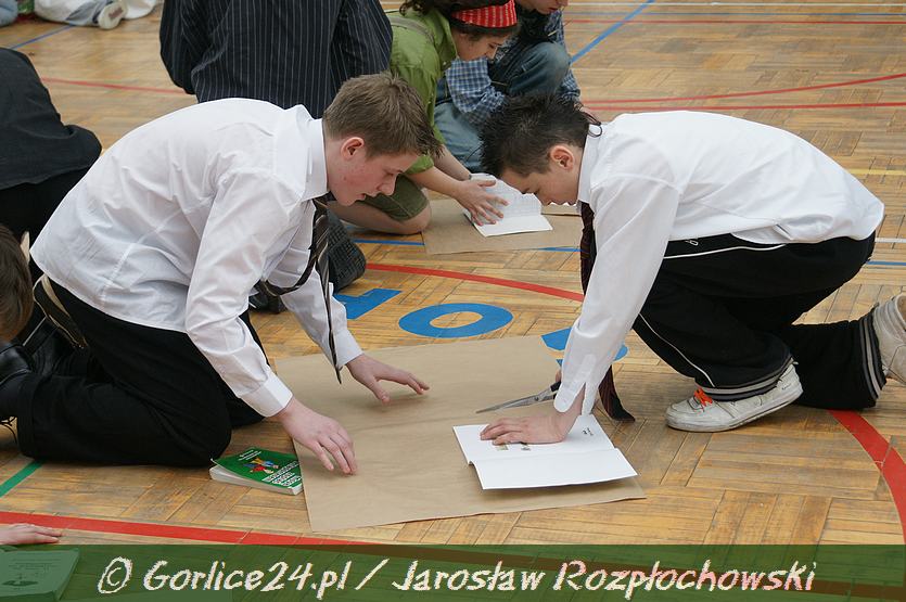 III c SUPER KLASĄ jest