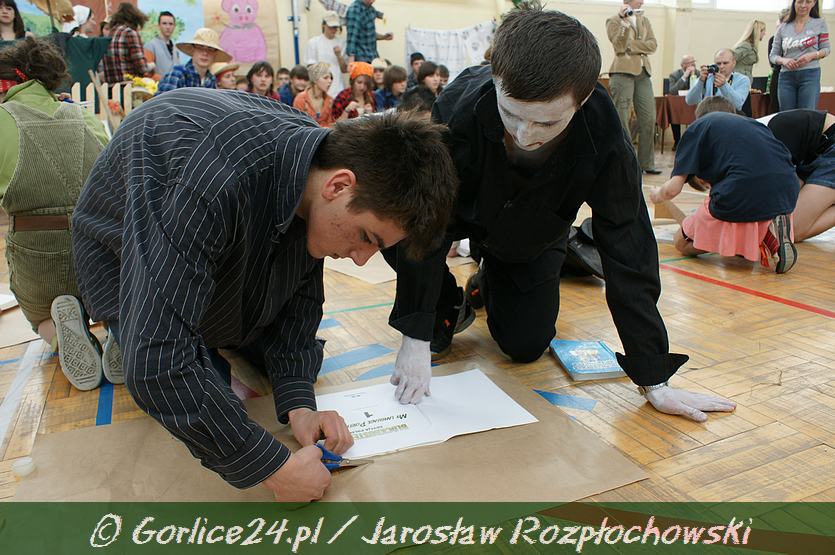 III c SUPER KLASĄ jest