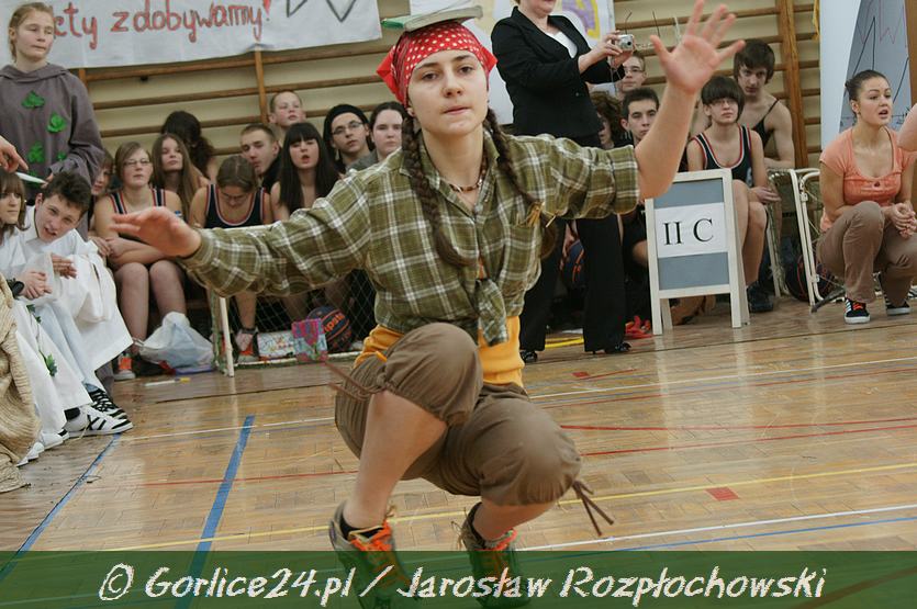 III c SUPER KLASĄ jest