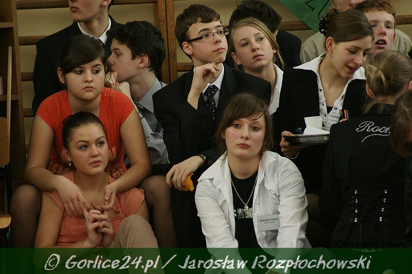 III c SUPER KLASĄ jest