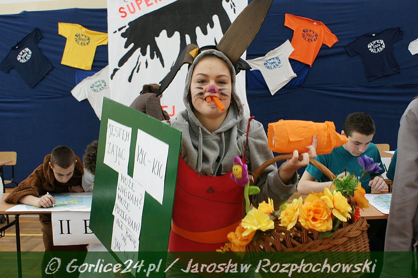 III c SUPER KLASĄ jest