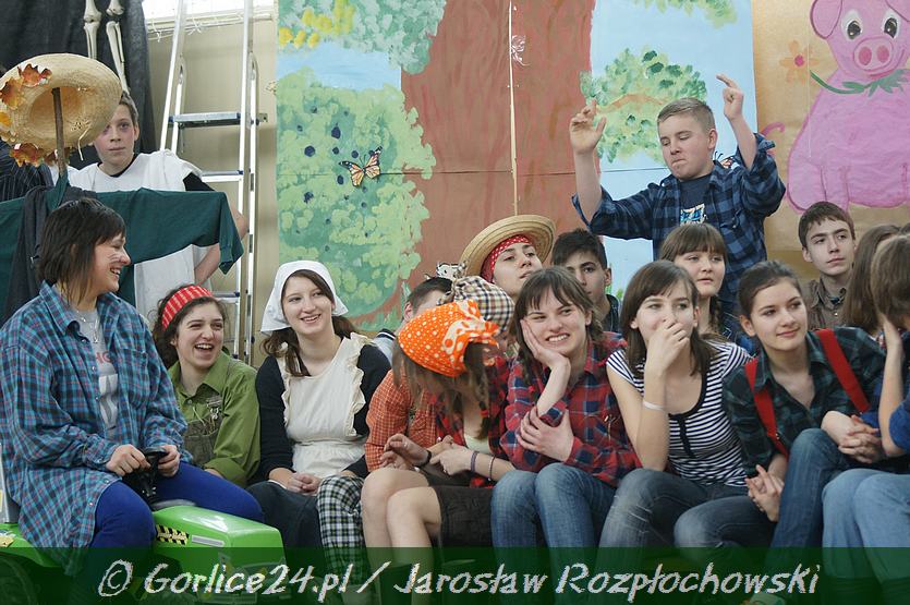 III c SUPER KLASĄ jest