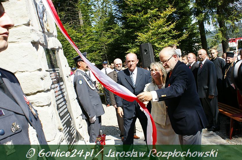Chwała bohaterom !