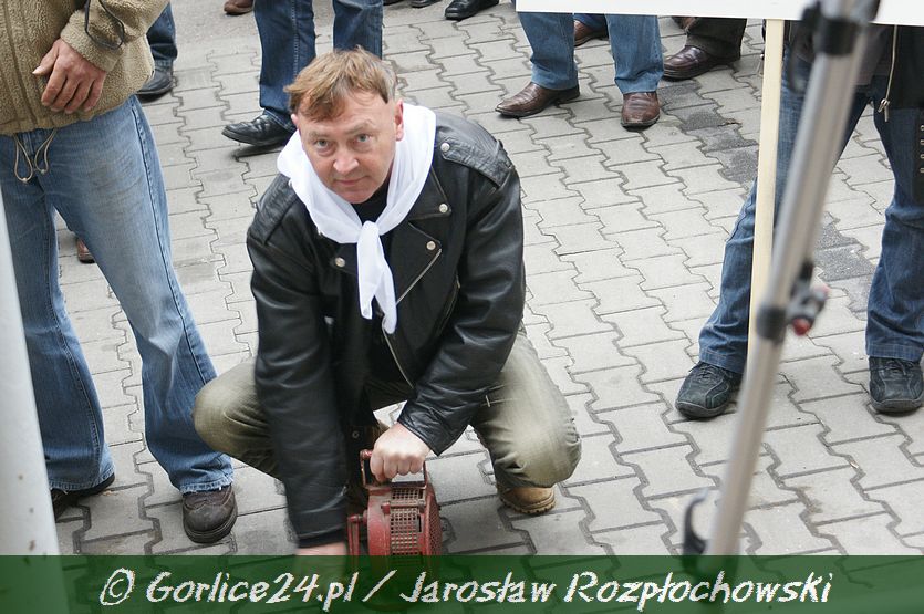Nie ma Glinika bez pracownika !!!