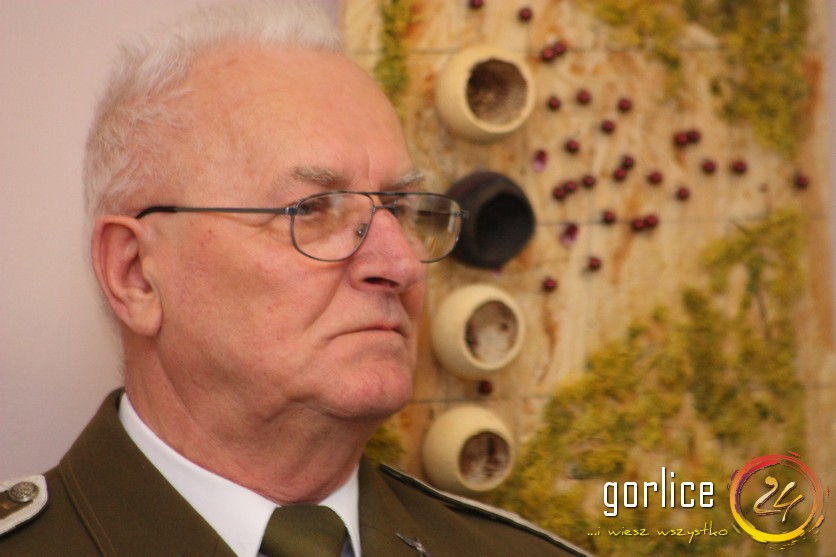Dwadzieścia lat, dwie tablice?