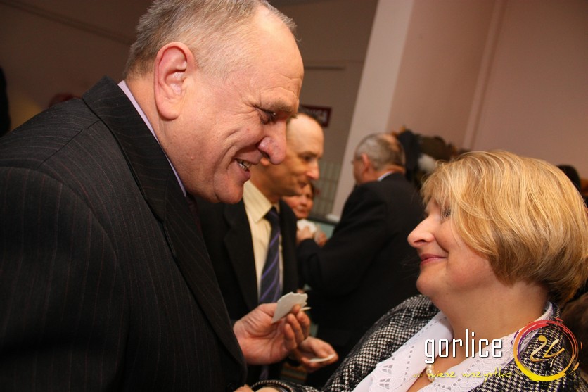 Dwadzieścia lat, dwie tablice?