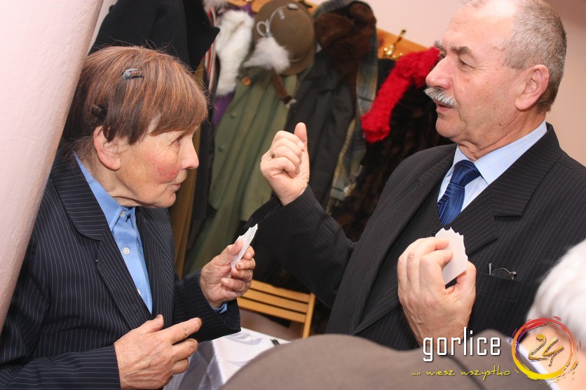 Dwadzieścia lat, dwie tablice?
