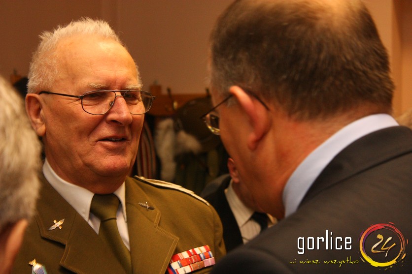 Dwadzieścia lat, dwie tablice?