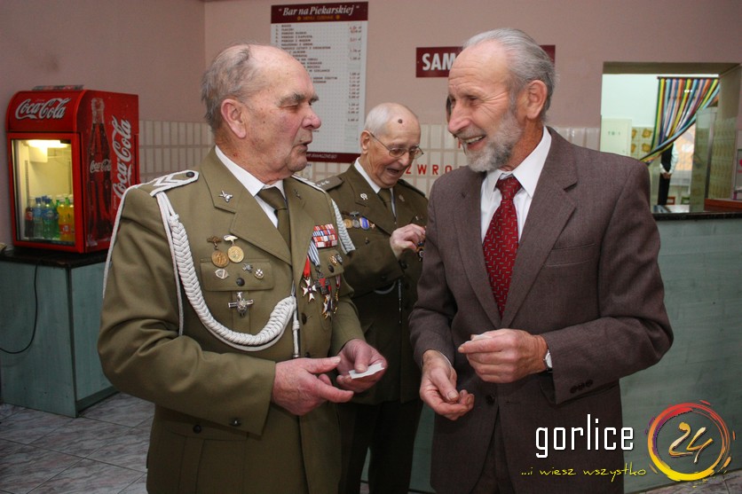 Dwadzieścia lat, dwie tablice?