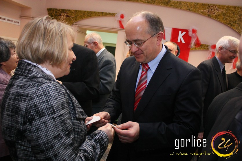 Dwadzieścia lat, dwie tablice?