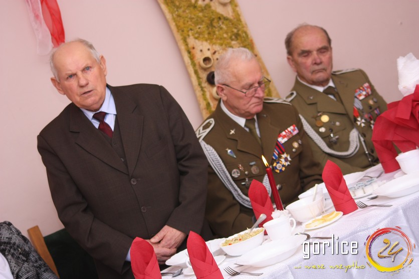 Dwadzieścia lat, dwie tablice?