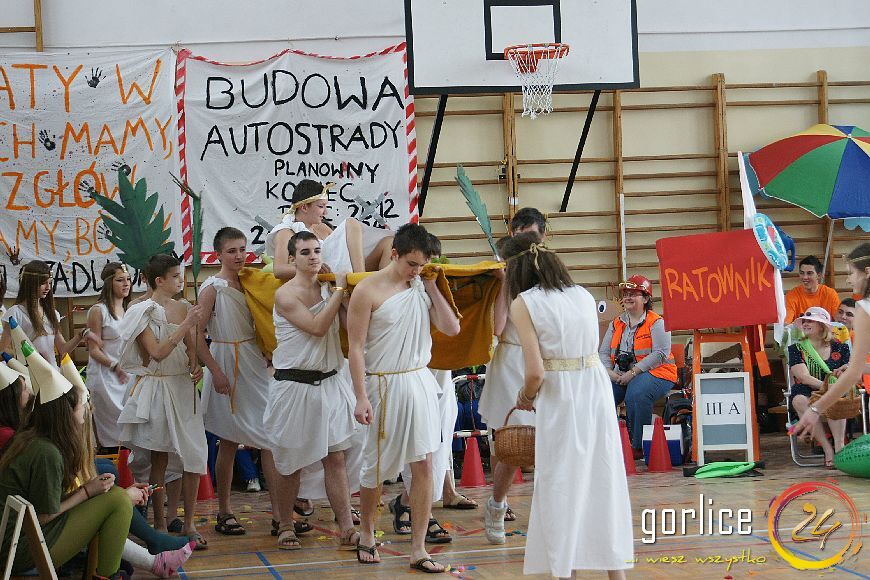 Pełnoletnia ?Super klasa?