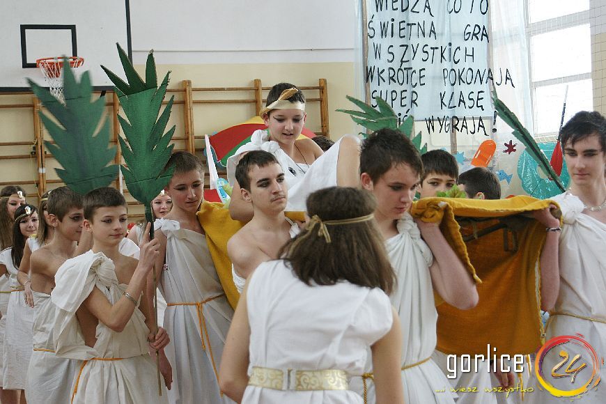 Pełnoletnia ?Super klasa?