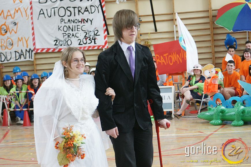 Pełnoletnia ?Super klasa?
