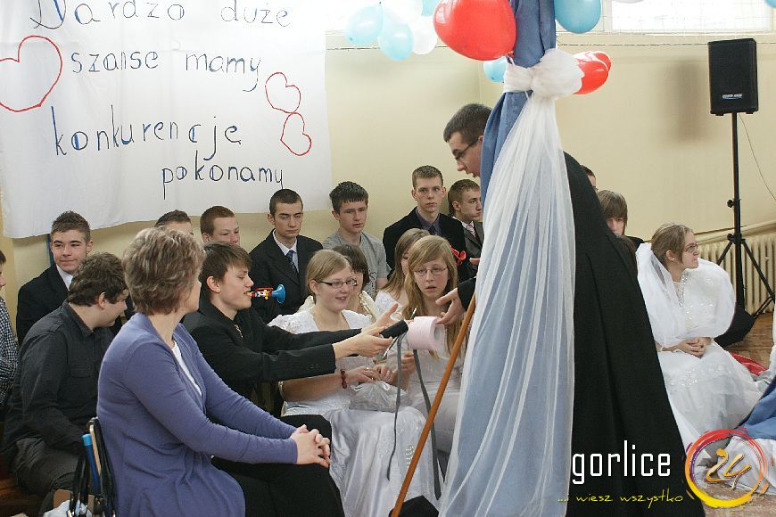 Pełnoletnia ?Super klasa?