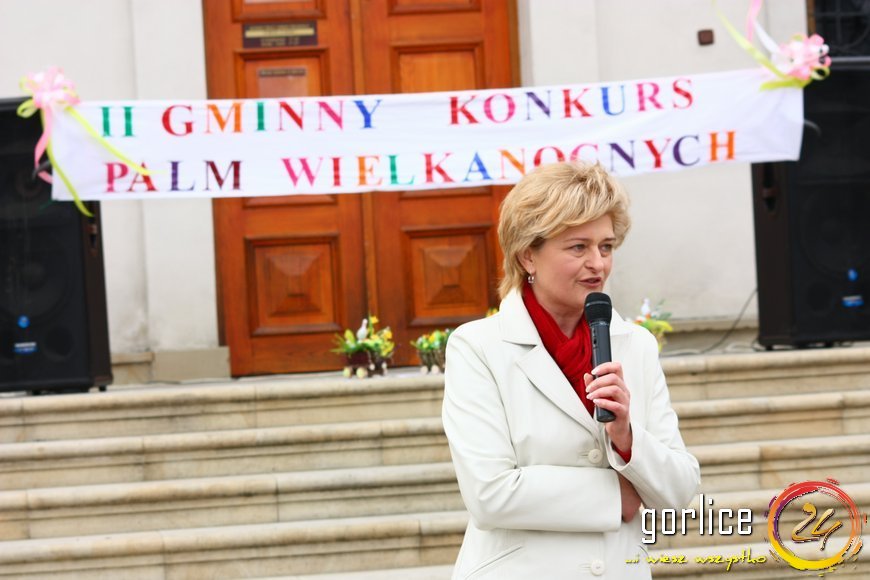 Palmy niosą przykład z Biecza