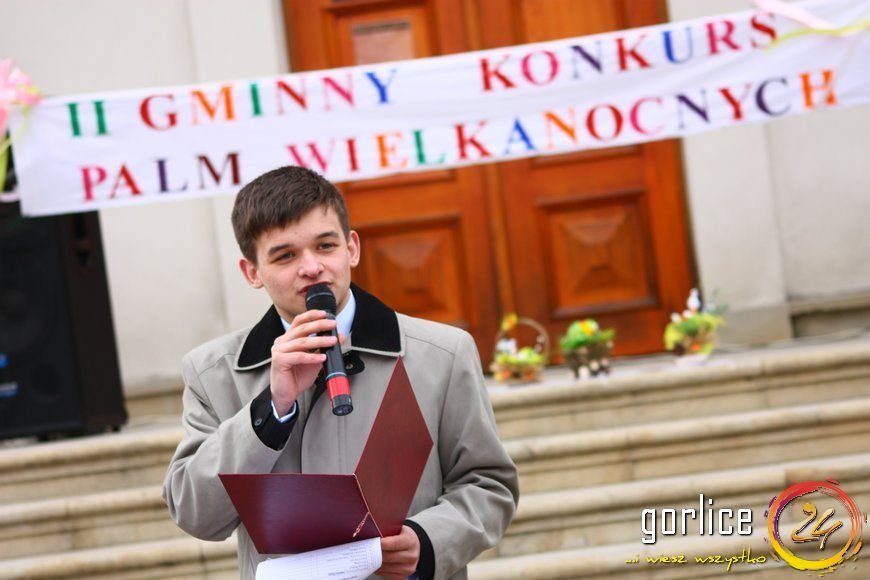 Palmy niosą przykład z Biecza