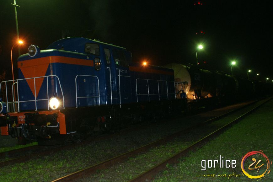 Nocny transport do rafinerii