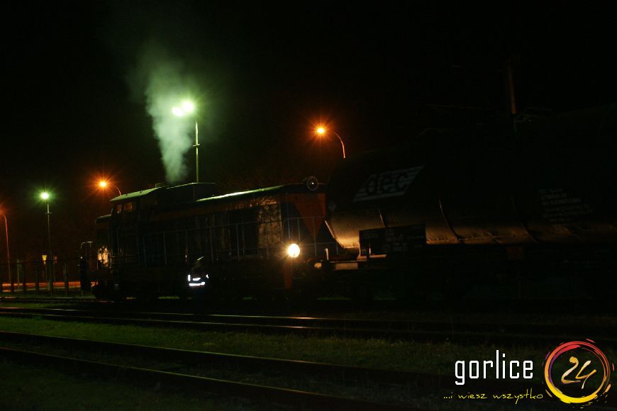 Nocny transport do rafinerii