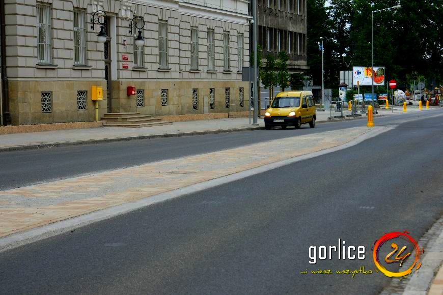 By żyło się lepiej ! Ale komu ?