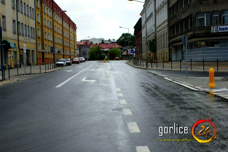 Kolejne drogowe absurdy na Bieckiej