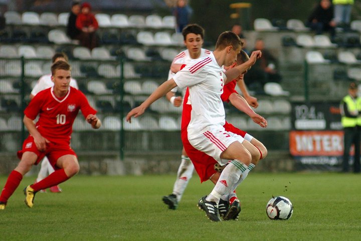 Pojedynek U16 w samo południe