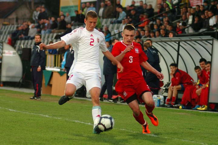 Pojedynek U16 w samo południe