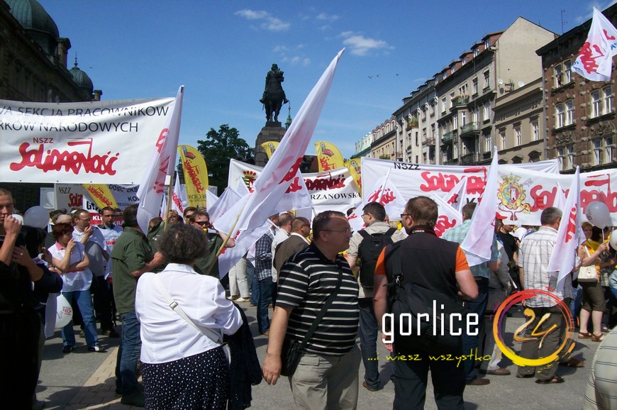 Polityka Wasza ? bieda nasza