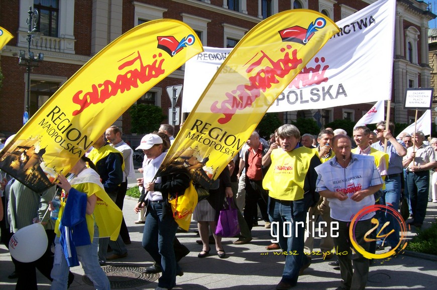Polityka Wasza ? bieda nasza