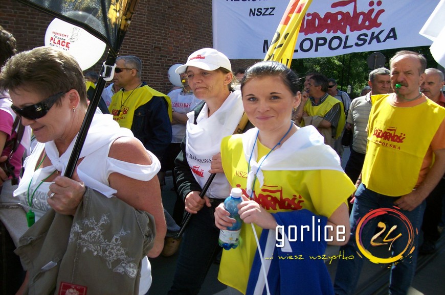 Polityka Wasza ? bieda nasza