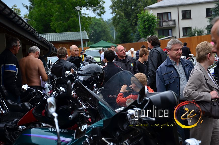 Palili gumę dla dzieciaków (TV GORLICE24)