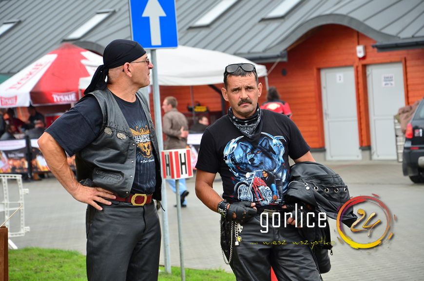 Palili gumę dla dzieciaków (TV GORLICE24)