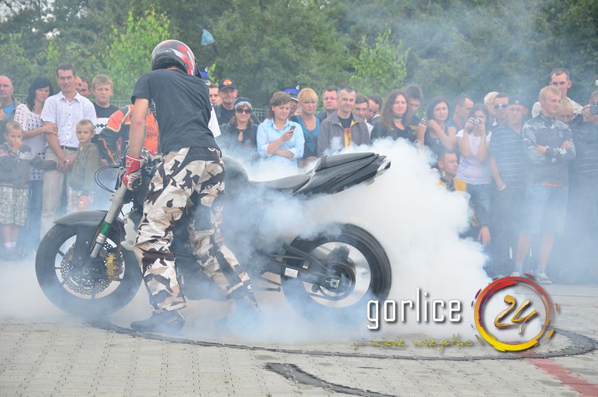 Palili gumę dla dzieciaków (TV GORLICE24)