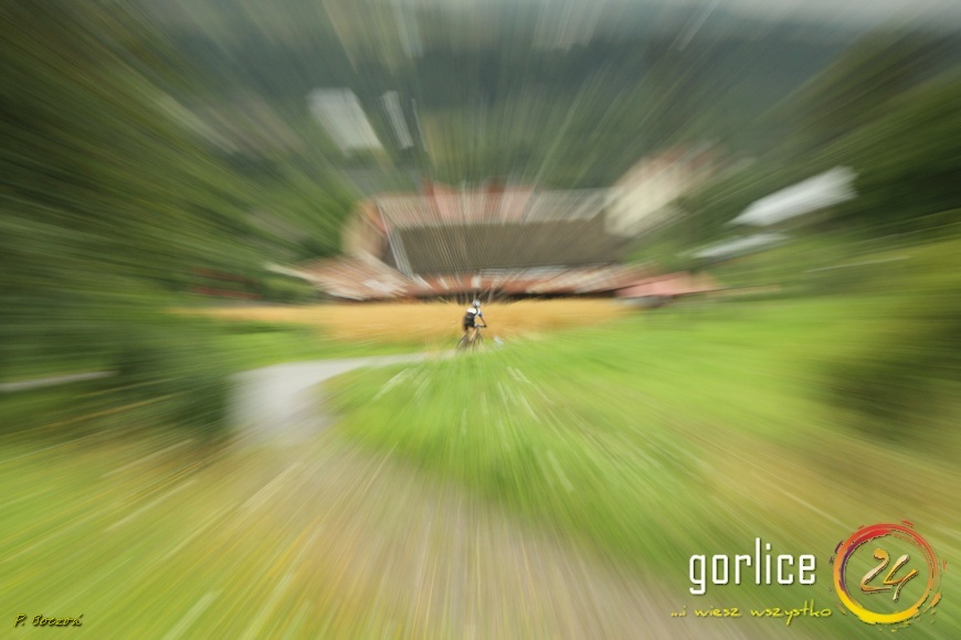 Ścigali się po górach i błocie