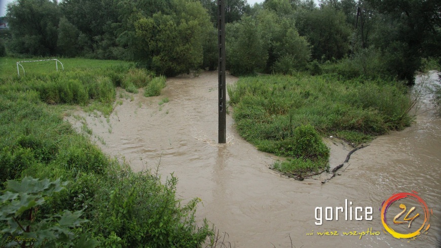 Woda dalej zalewa, sprawa pójdzie do sądu (TV GORLICE24)