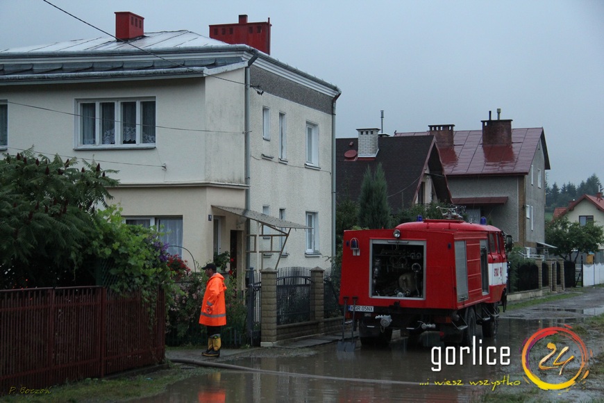 Woda dalej zalewa, sprawa pójdzie do sądu (TV GORLICE24)