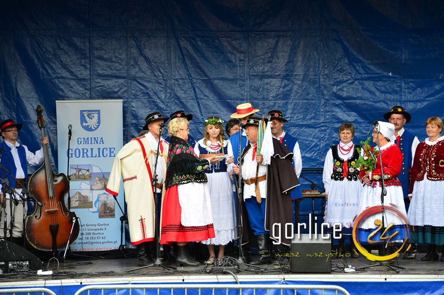 Panorama w strugach deszczu