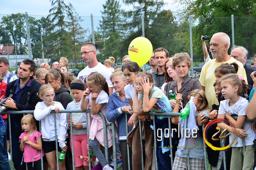 700 nóg na starcie