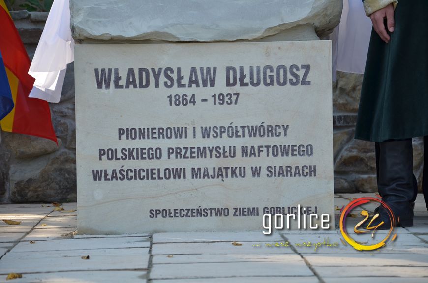 Senator ma swój pomnik
