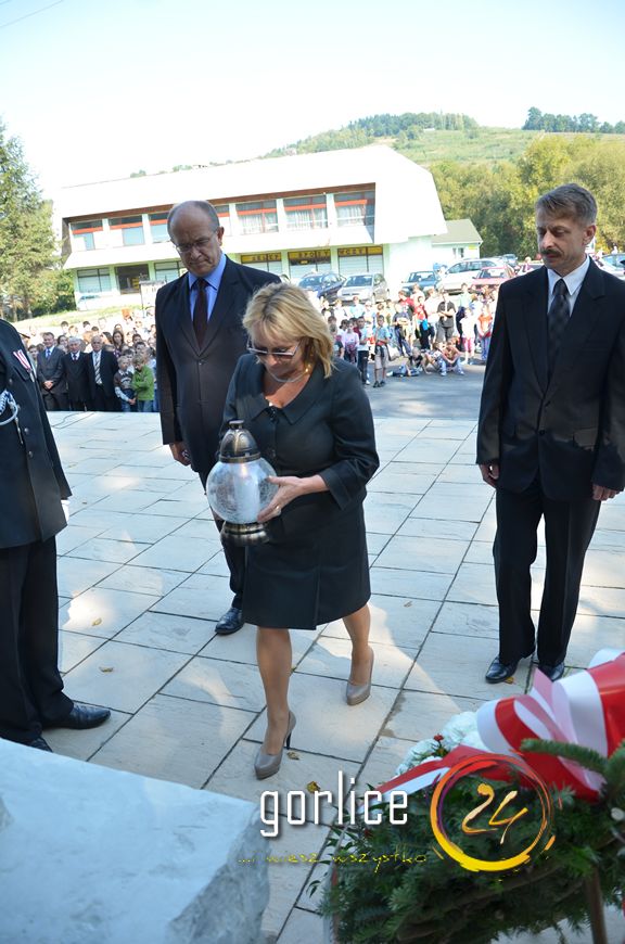 Senator ma swój pomnik