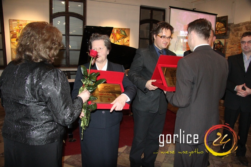 Mosty 2012 rozdane