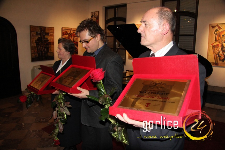 Mosty 2012 rozdane