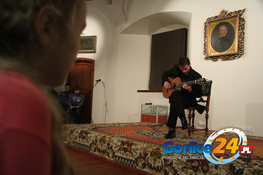 Gitarowy recital w kasztelu
