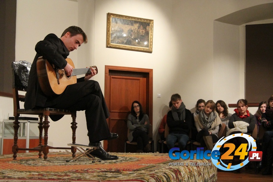 Gitarowy recital w kasztelu