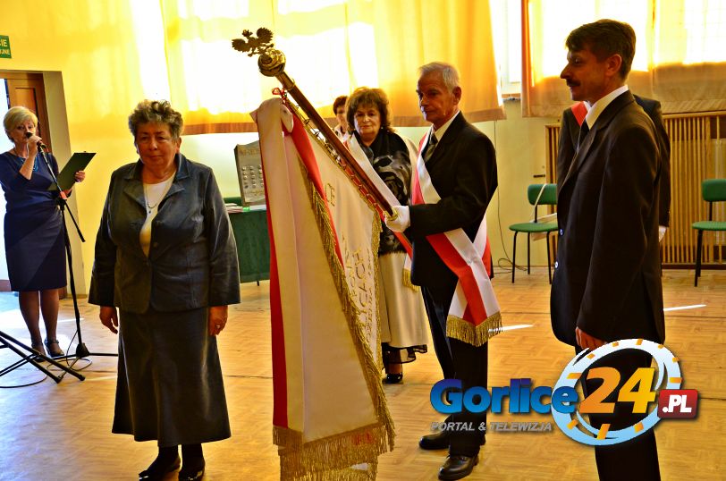 Liceum z nowym sztandarem