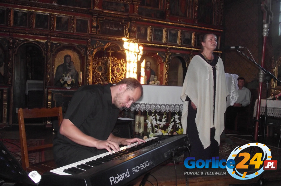 Łemkowska muzyka w cerkwi w Owczarach