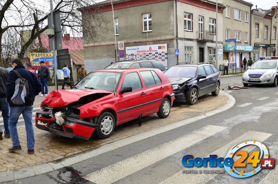 VW Golf vs Renault Laguna
