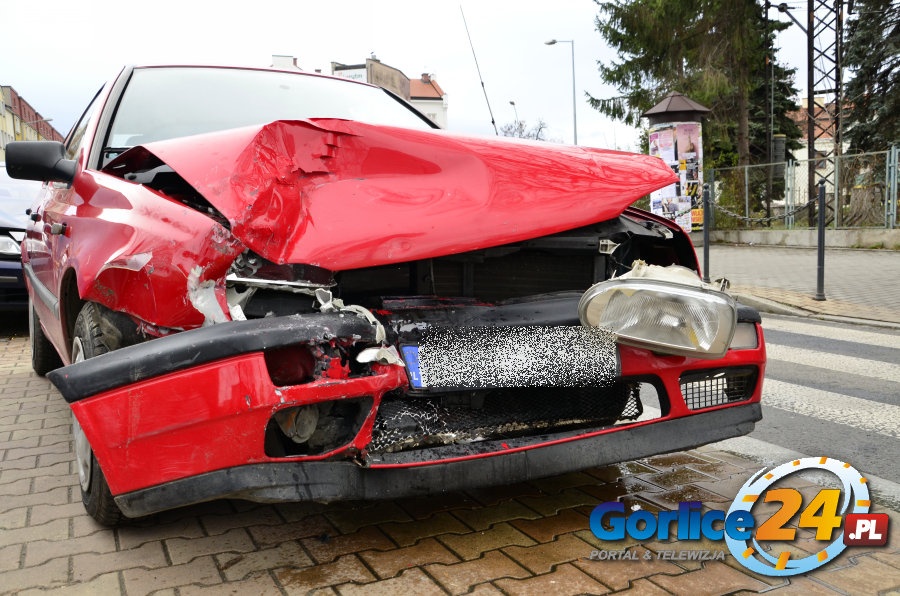 VW Golf vs Renault Laguna